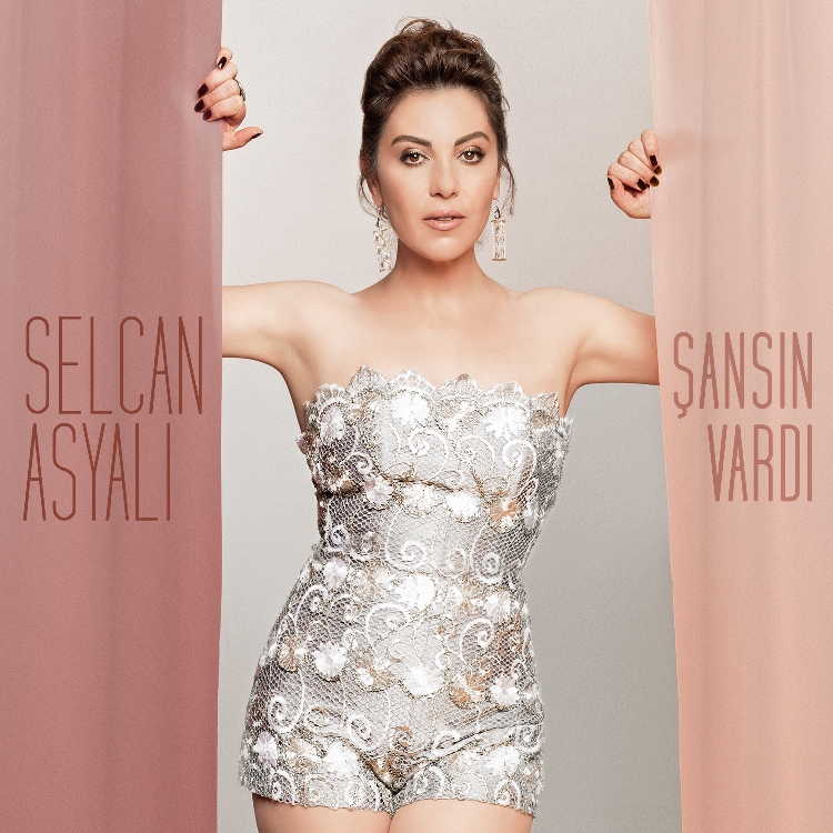 Selcan Asyalı  “Şansın Vardı” 